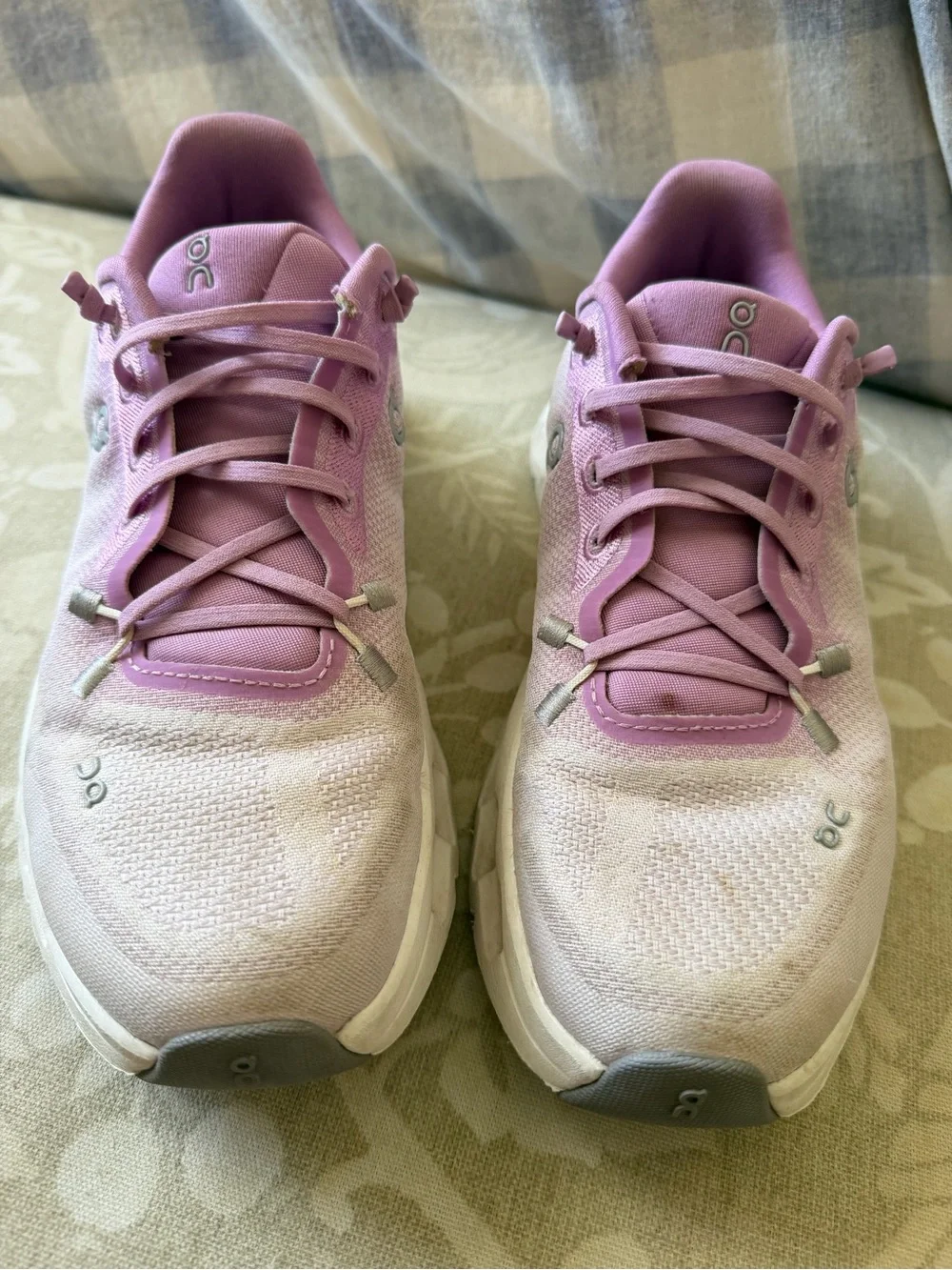 On Running breathable mesh